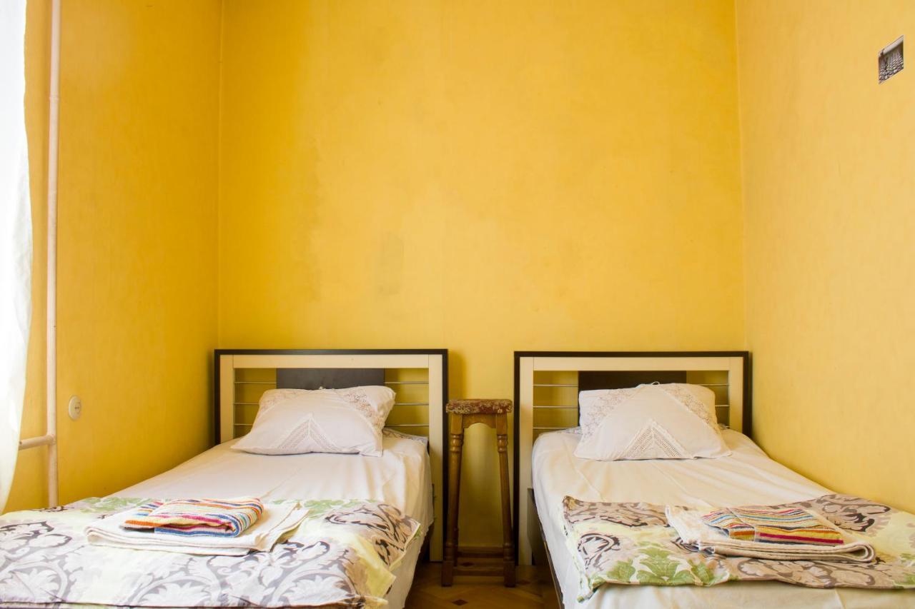 Nino'S Guest House Tbilisi Exterior foto